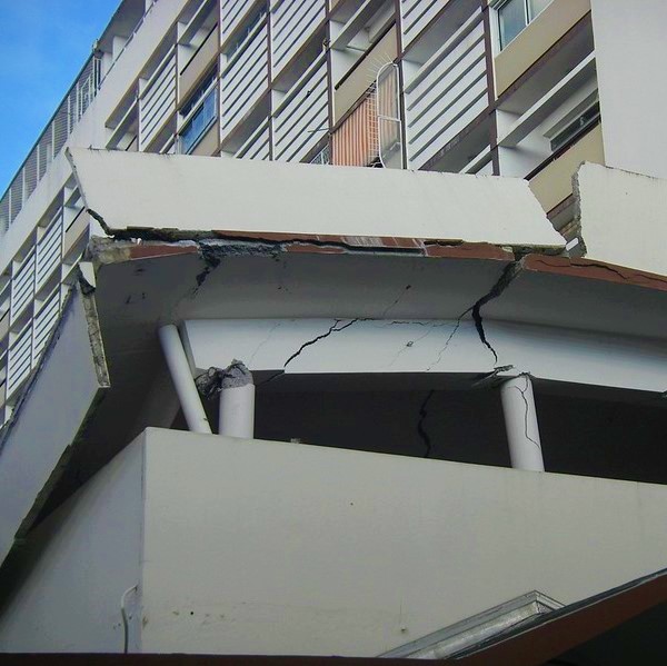 Image of cracks in a building