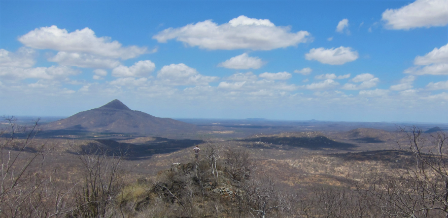 Looking towards Pico de Cabugi, the highest volcanic neck in the region, from the neighbouring volcanic peak of Cabugizinho (little Cabugi); image credit Marthe Klöcking.