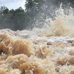 Image of the Khone waterfall, Mekong River