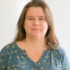 Dr Iris Buisman