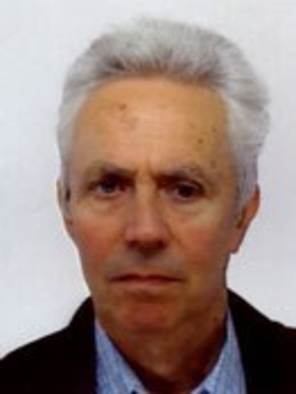 Dr Tony Dickson
