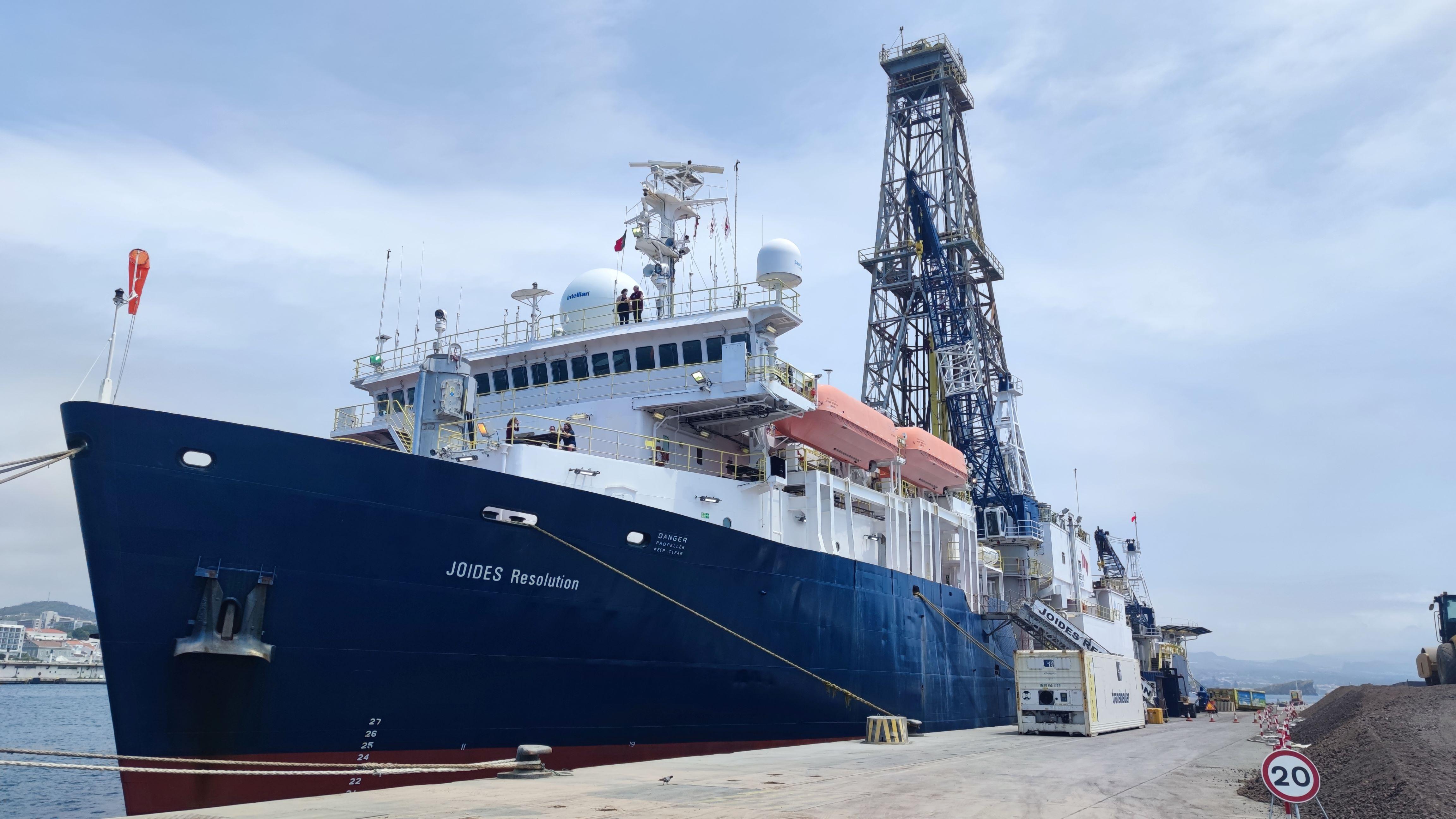 Credit Nicky White Photo showing the Joides Resolution in port